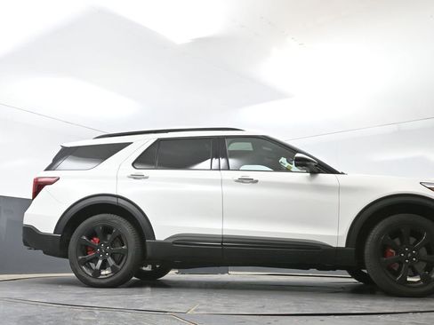 Used 2023 Ford Explorer ST w/ Equipment Group 401A AWD/4WD image 25