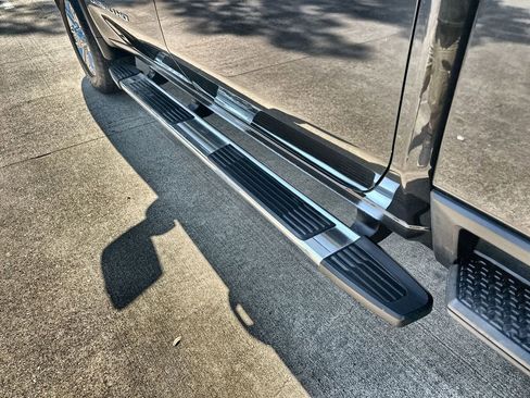 Used 2021 GMC Sierra 2500 Denali w/ Denali Ultimate Package image 13