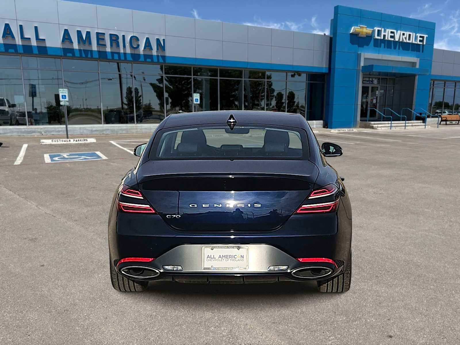 Used 2026 Genesis G70 2.5T RWD image 7