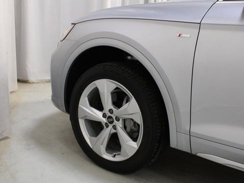 Used 2025 Audi Q5 2.0T Premium Plus w/ Premium Plus Package image 30