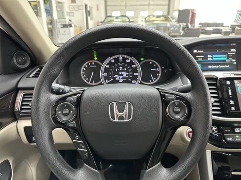 Used 2016 Honda Accord EX image 20