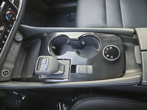 Used 2023 Nissan Rogue SL w/ SL Premium Package image 22