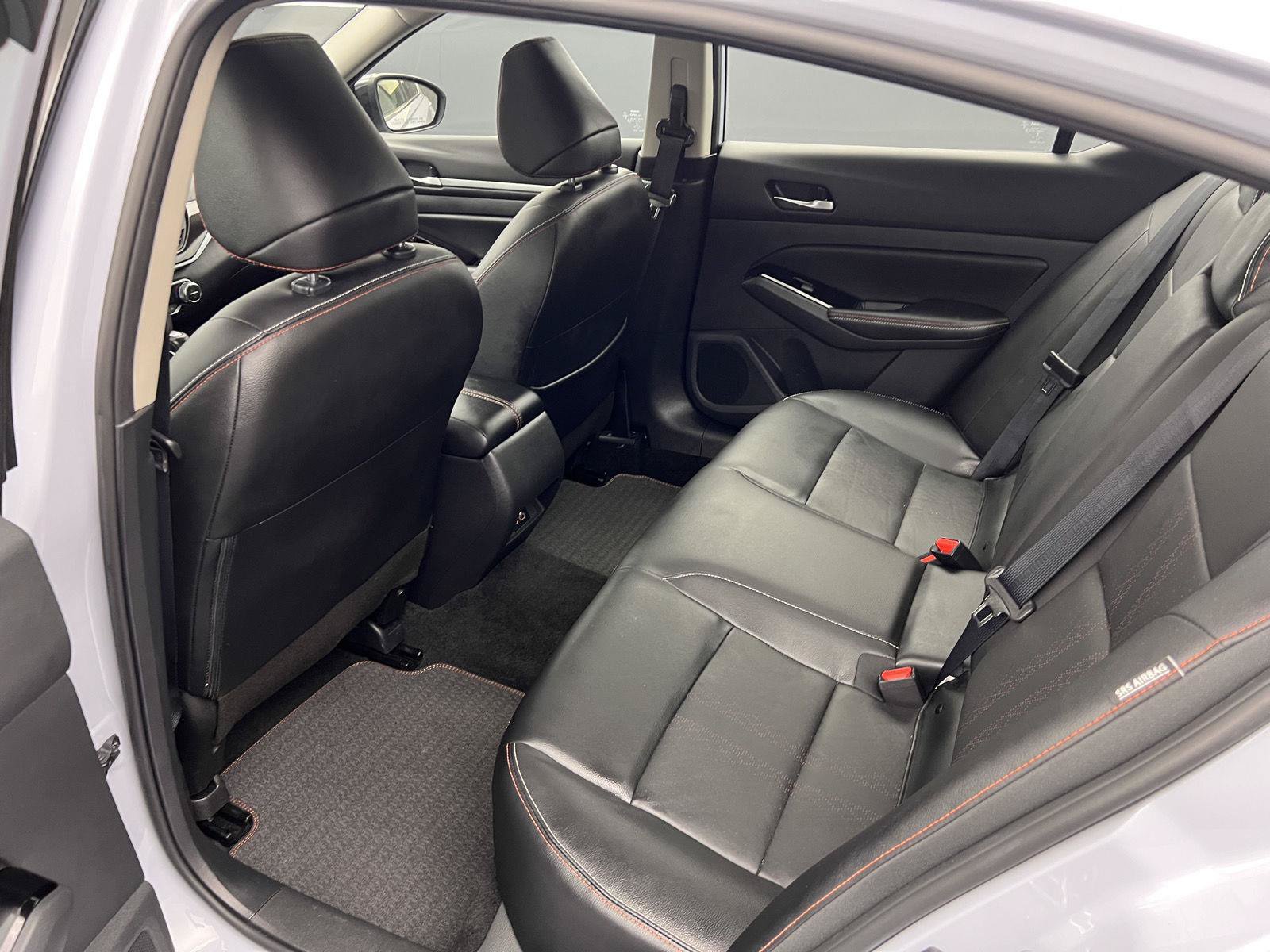 Used 2025 Nissan Altima 2.5 SR w/ SR Premium Package AWD/4WD image 14