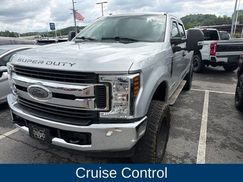 Used 2018 Ford F250 XLT AWD/4WD image 4