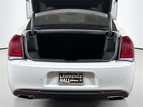 Used 2023 Chrysler 300 S w/ Comfort Group image 25