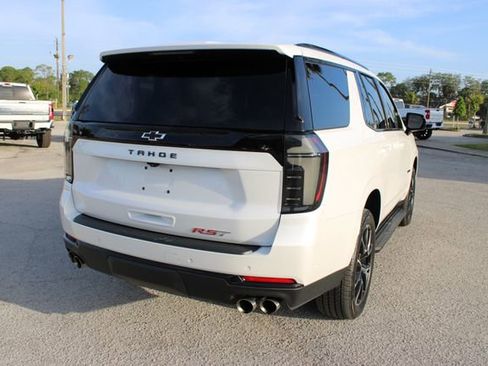 Used 2025 Chevrolet Tahoe RST w/ Comfort Package RWD image 9