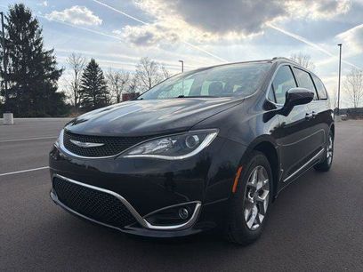 Certified 2019 Chrysler Pacifica Limited