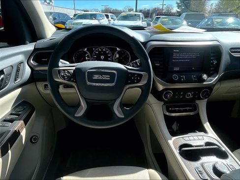 Used 2023 GMC Acadia Denali w/ Denali Ultimate Package image 17