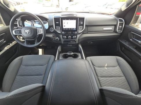 Used 2025 RAM 1500 Big Horn AWD/4WD image 39