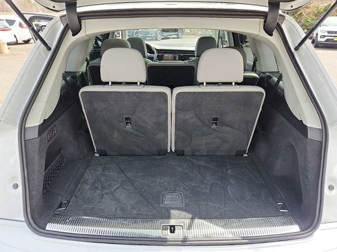 Used 2024 Audi Q7 Premium Plus image 28