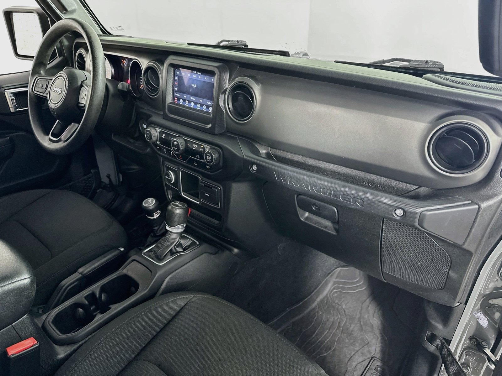 Used 2023 Jeep Wrangler Unlimited Sport AWD/4WD image 26