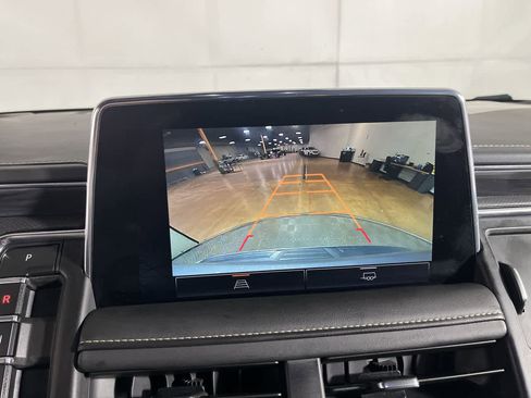 Used 2024 GMC Yukon SLT image 19