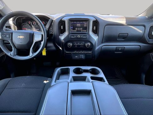 Used 2020 Chevrolet Silverado 1500 Custom w/ Custom Value Package RWD image 16