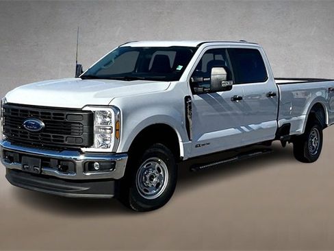 New 2026 Ford F250 XL w/ FX4 Off-Road Package image 1