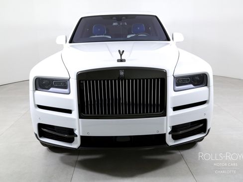 Used 2023 Rolls-Royce Cullinan Black Badge w/ Driver's Package image 7