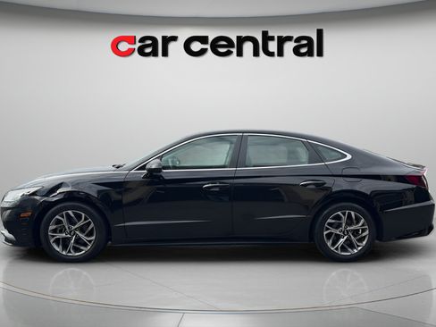 Used 2023 Hyundai Sonata SEL w/ Convenience Package FWD image 2