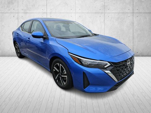 Used 2024 Nissan Sentra SV w/ All-Weather Package image 3