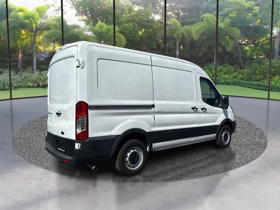 Used 2021 Ford Transit 250 Medium Roof RWD image 5