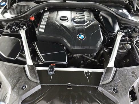 Used 2023 BMW 530i xDrive w/ M Sport Package AWD/4WD image 15