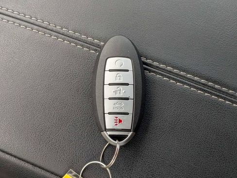 Used 2024 Nissan Altima 2.5 SL FWD image 31