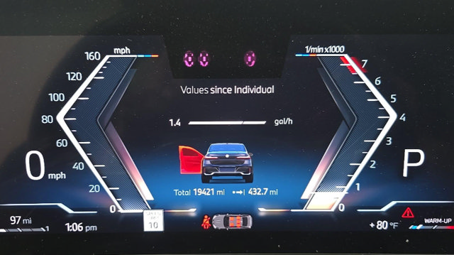 Used 2023 BMW 740i RWD image 12