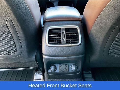 Used 2019 Kia Sorento SX image 16