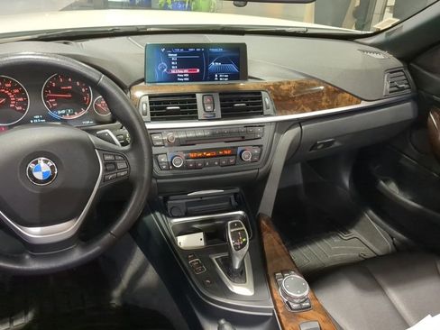 Used 2015 BMW 428i Convertible image 12