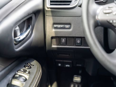 Used 2020 Nissan Murano S w/ Technology Package FWD image 24