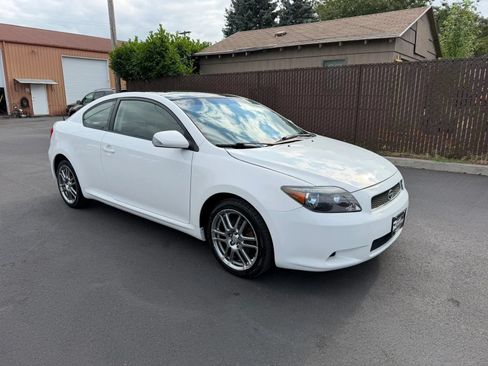 Used 2005 Scion tC FWD image 3