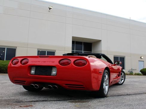 Used 2000 Chevrolet Corvette w/ Memory Pkg image 10
