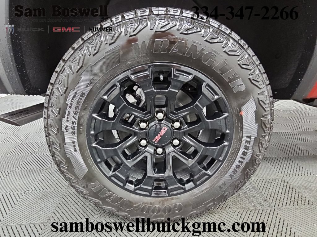 New 2026 GMC Canyon Elevation w/ Convenience Package RWD image 47