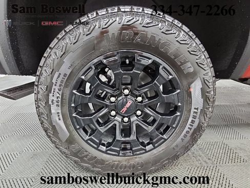 New 2026 GMC Canyon Elevation w/ Convenience Package RWD image 47