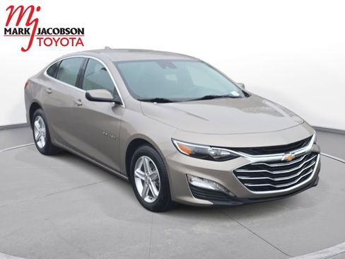 Used 2024 Chevrolet Malibu LT image 5