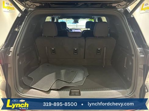 Used 2024 Chevrolet Traverse Z71 AWD/4WD image 21