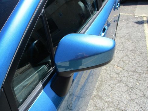 Used 2018 Subaru Impreza 2.0i Premium image 27