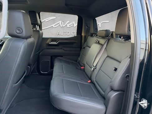 Certified 2025 GMC Sierra 1500 SLT image 21