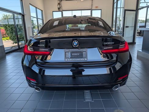 Used 2024 BMW 330i xDrive Sedan w/ Premium Package AWD/4WD image 3
