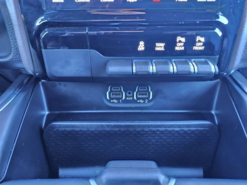 Used 2020 RAM 1500 Laramie w/ Sport Appearance Package image 26