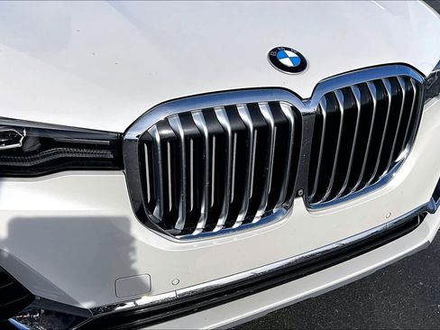Used 2020 BMW X7 xDrive40i w/ Premium Package image 29