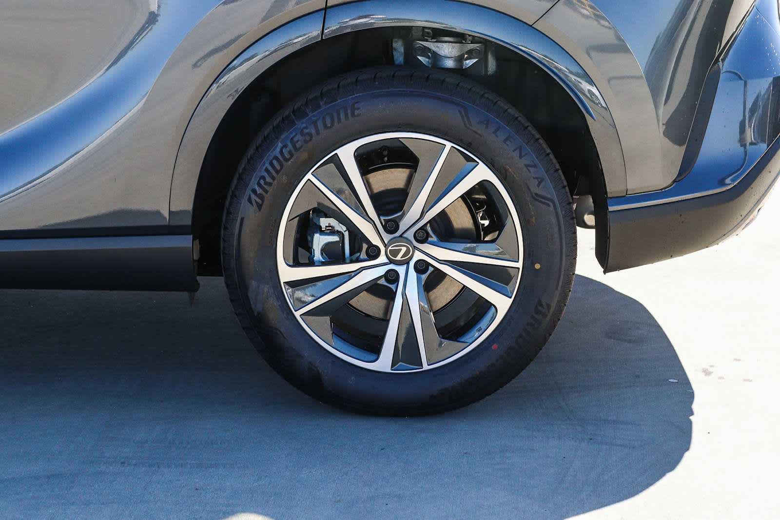New 2026 Lexus RX 350 Premium w/ Accessory Package (Z1) FWD image 12