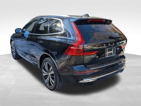 Certified 2023 Volvo XC60 B5 Ultimate image 5