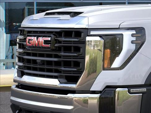 New 2025 GMC Sierra 2500 Pro w/ Convenience Package image 13