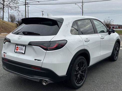 New 2026 Honda HR-V Sport image 5