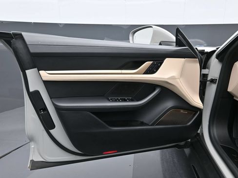 Certified 2024 Porsche Taycan GTS AWD/4WD image 8