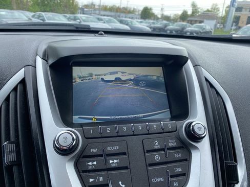 Used 2017 GMC Terrain SLE w/ Chrome Edition image 12