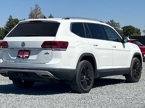 Used 2018 Volkswagen Atlas SEL Premium AWD/4WD image 3