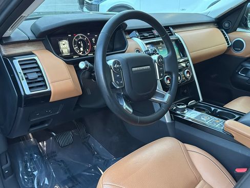 Used 2018 Land Rover Discovery HSE Luxury AWD/4WD image 20