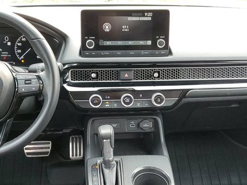 Used 2024 Honda Civic Sport image 12