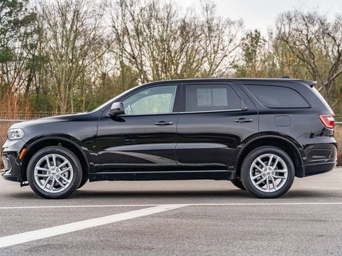 Used 2023 Dodge Durango GT image 4