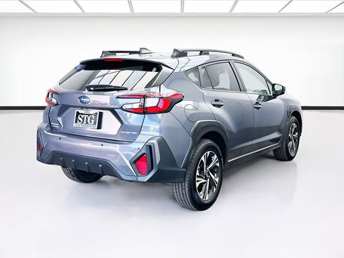 Used 2024 Subaru Crosstrek 2.0i Premium AWD/4WD image 4